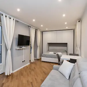 https://5-nirone-center.it-lombardy.com
