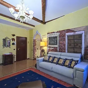 https://residenza-sara.hotelinveneto.com